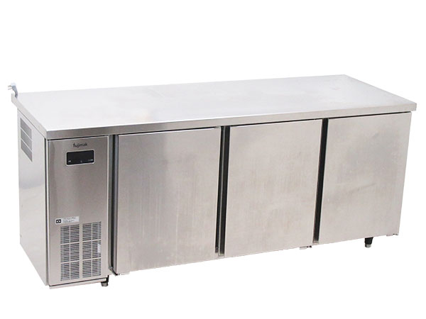 横浜市旭区より2014年製 フジマック テーブル形冷蔵庫 FRT1860Kを高価買取りしました！
