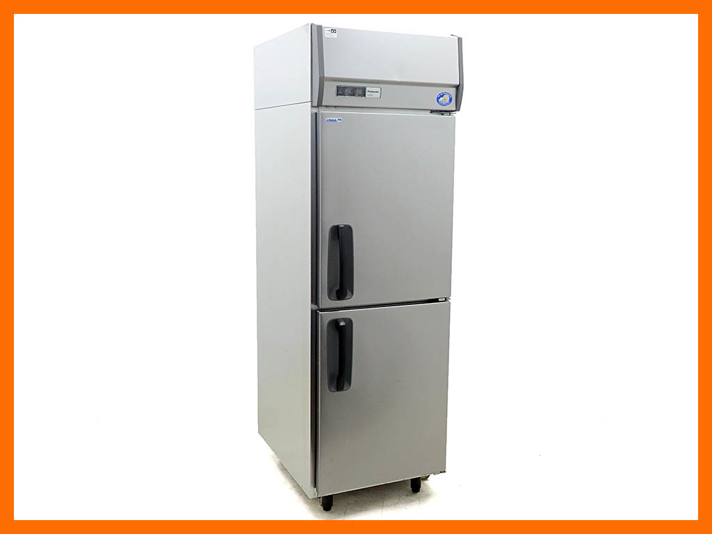 東京都目黒区より2013年製 パナソニック 業務用タテ型冷蔵庫 SRR-K761を高価買取しました！