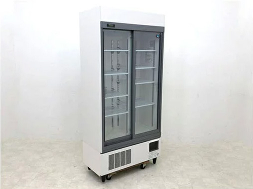 <em>買取金額</em><span>131,000円</span>ホシザキ リーチイン冷蔵ショーケースを出張買取りしました。