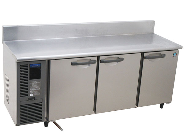 東京都目黒区より 2015年製 ホシザキ コールドテーブル冷蔵庫 RT-180SNFを高価買取りしました！