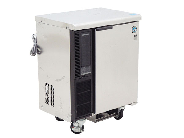 横浜市旭区より2013年製 ホシザキ コールドテーブル業務用冷蔵庫 RT-63PTE1を高価買取りしました！