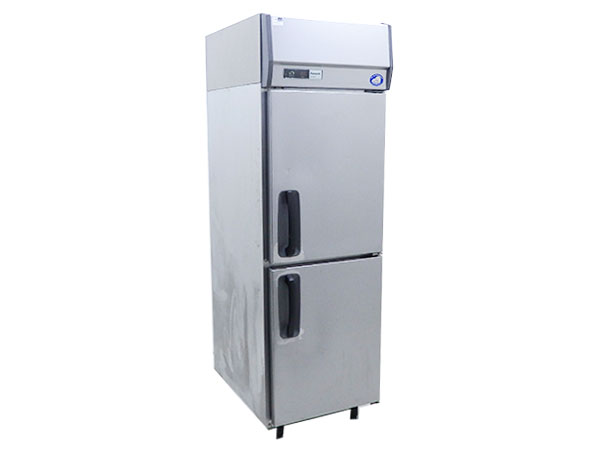 横浜市都筑区より 2012年製 パナソニック/Panasonic 業務用縦型冷蔵庫 SRR-J681VA（505L）を高価買取りしました！