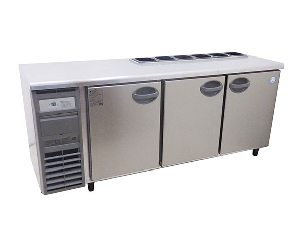 川崎市宮前区より2016年製 フクシマ サンドイッチテーブル冷蔵庫 YSC-180RE2-Bを高価買取りしました！