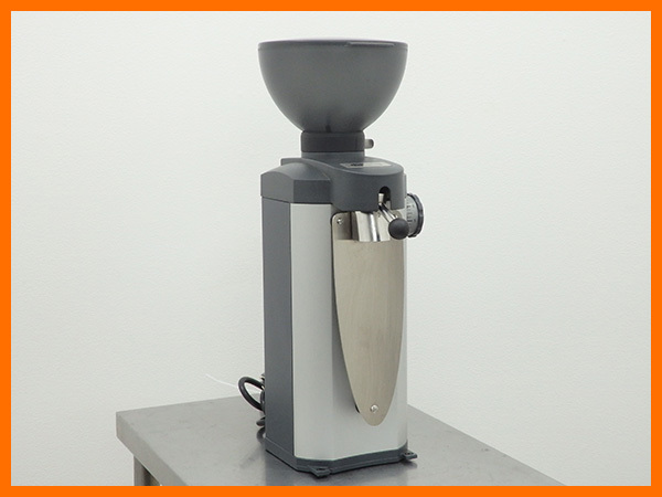 横浜市神奈川区より2012年製 ディッティング/Ditting スイス製 業務用コーヒーグラインダー KR-805を高価買取りしました！