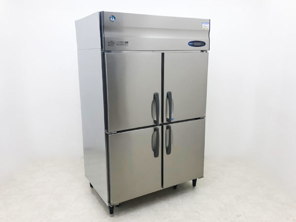 <em>買取金額</em><span>62,000円</span>ホシザキ タテ型冷凍冷蔵庫 1凍3蔵を高価出張買取りしました。