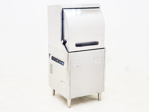 <em>買取金額</em><span>188,000円</span>ホシザキ 業務用食器洗浄機小型ドアタイプを高価出張買取りしました。