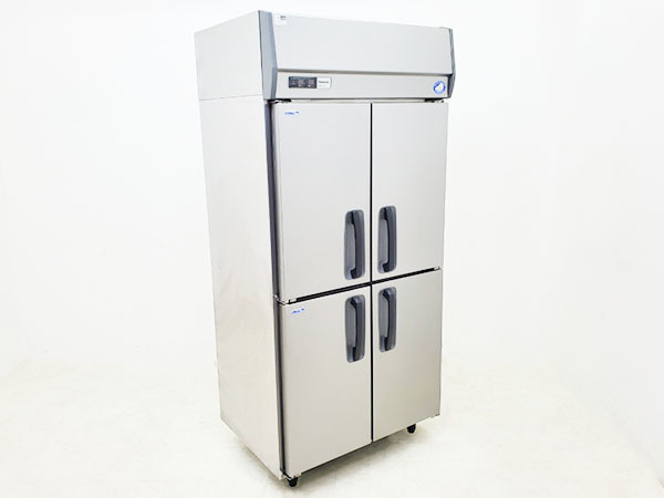<em>買取金額</em><span>115,000円</span>2021年製パナソニック縦型冷凍冷蔵庫を出張買取りしました。