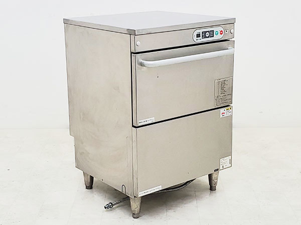 <em>買取金額</em><span>120,000円</span>タニコー アンダーカウンター/業務用食器洗浄機(食洗機)を出張買取りしました。