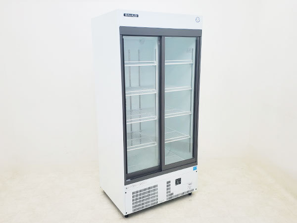 <em>買取金額</em><span>105,000円</span>フクシマガリレイ スライド扉リーチイン冷蔵ショーケースを高価出張買取りしました。