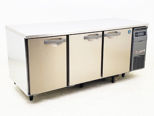 <em>買取金額</em><span>70,000円</span>ホシザキ コールドテーブル冷蔵庫 RT-180SDG-R/549Lを出張買取りしました。