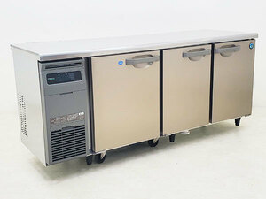 <em>買取金額</em><span>60,000円</span>ホシザキ コールドテーブル冷凍冷蔵庫 RFT-180SNG-1LED/冷蔵252L冷凍144Lを出張買取りしました。