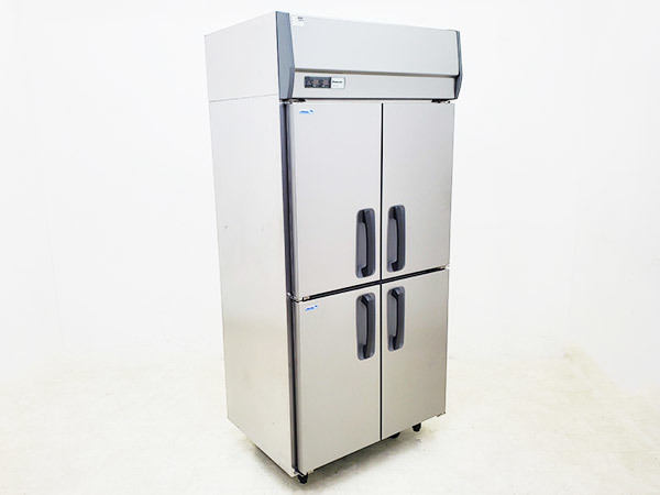 <em>買取金額</em><span>120,000円</span>パナソニック 業務用タテ型冷凍冷蔵庫/エコナビを出張買取りしました。