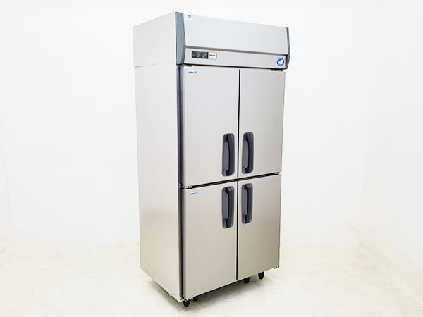 <em>買取金額</em><span>110,000円</span>パナソニック 業務用タテ型冷凍冷蔵庫/エコナビを出張買取りしました。