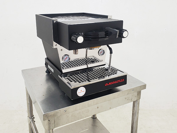<em>買取金額</em><span>400,000円</span>ラ・マルゾッコ/リネアミニ/エスプレッソマシンセミオートを高価出張買取りしました。